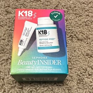 K18 Biomimetic Hairscience Peptide Prep Detox Shampoo - White and Blue